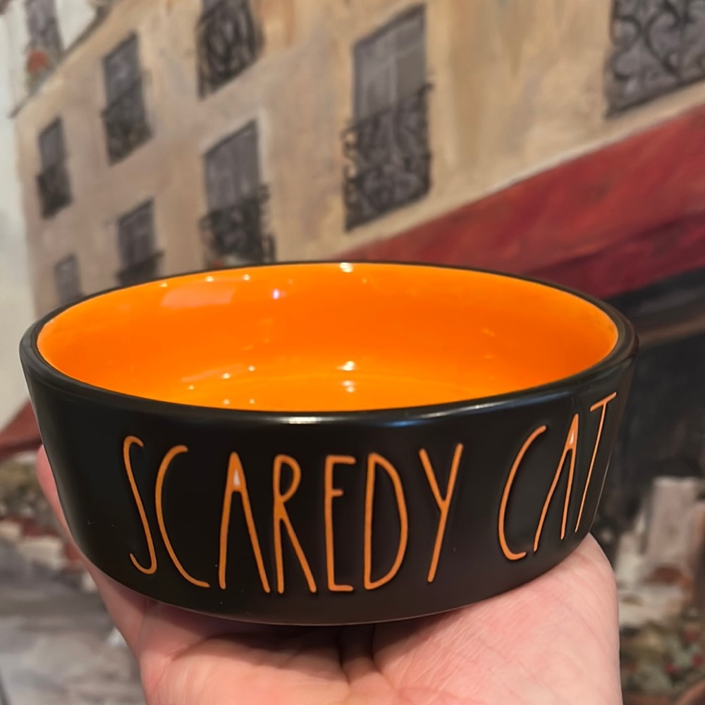 Rae Dunn Scaredy cat brand new